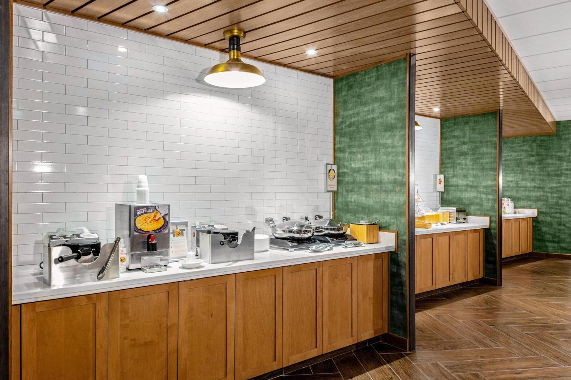 Fairfield Inn & Suites By Marriott Queensbury Glens Falls/Lake George Bagian luar foto