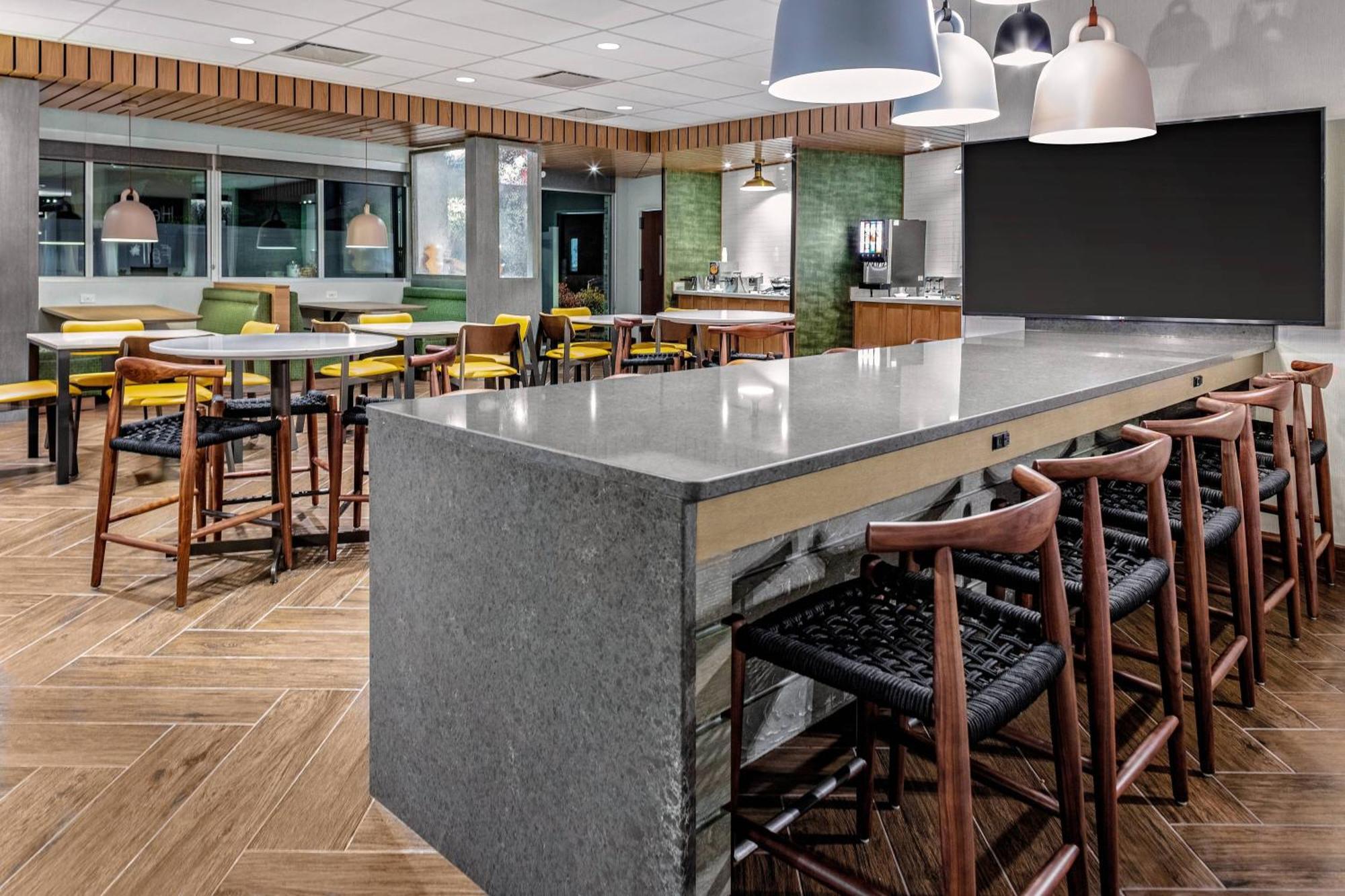 Fairfield Inn & Suites By Marriott Queensbury Glens Falls/Lake George Bagian luar foto